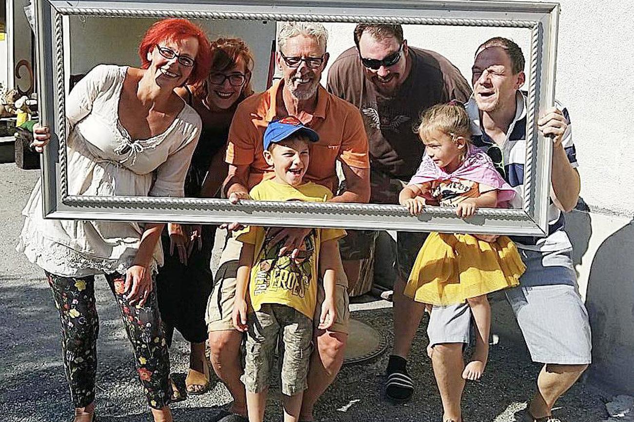 Alle unter einem Dach. Familie Neumann verwirklicht die Idee eines Mehrgeneartionenhauses. Foto: Dagmar Doll