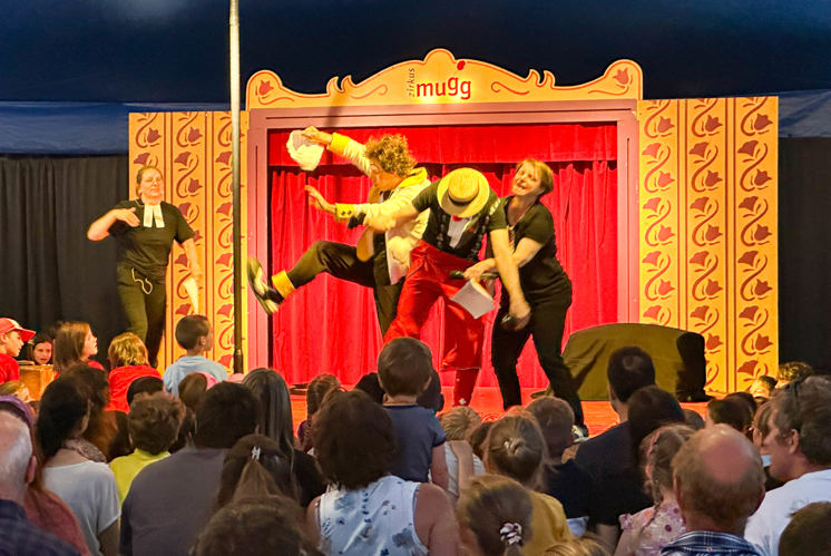 Gott im Zirkus