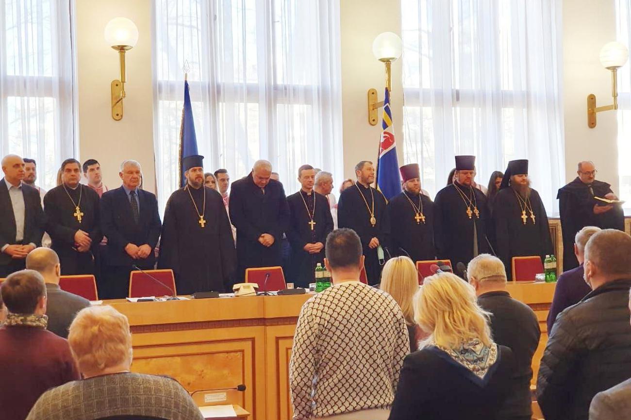 Friedensgebet am Dienstag, 1. März, im westukrainischen in Ungvar/Ushgorod: Die Menschen sind verzweifelt, ein Drittel der Kirchenmitglieder sind auf der Flucht.