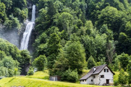 Schwerpunkt: Segensreiches Glarner Wasser