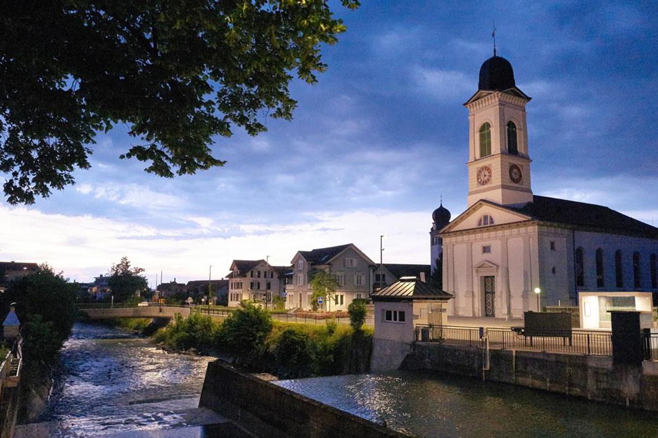 2023 Sz March Kirche Abend
