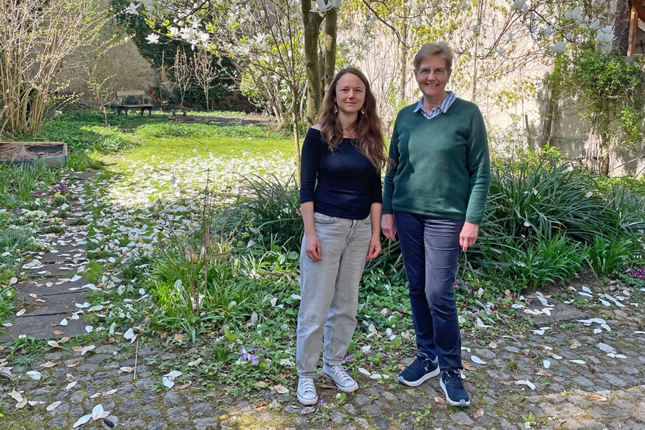 Die Schweiz hat eine lange Geschichte der Verwaltung von Armut: Sozialdiakonin Mirjam Baumann (l.) und Rechtsanwältin Annelise Oeschger. | Foto: Schürmann